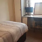 The Avenue 3*