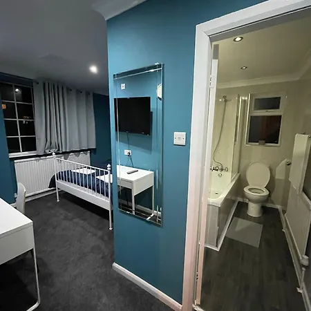 Hotel The Avenue