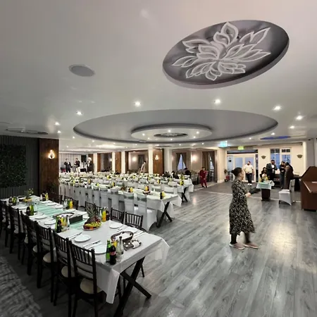 The Avenue 3* Leeds (West Yorkshire)