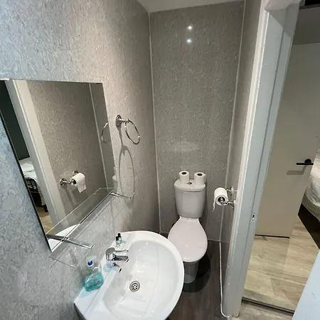 The Avenue Hotel 3*