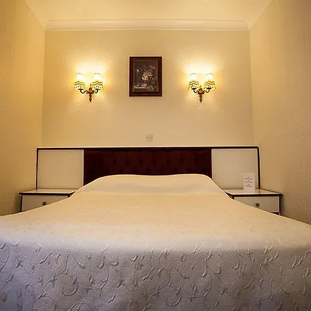 The Avenue Hotel 3*