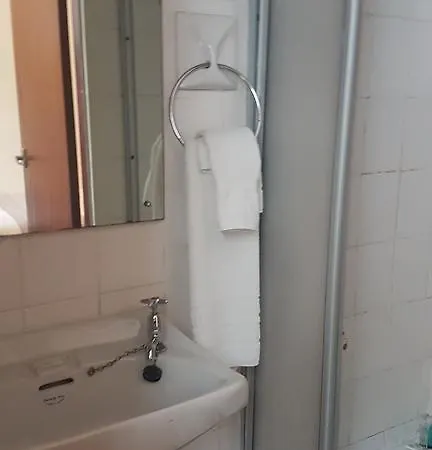 The Avenue Hotel 3*
