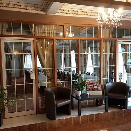 The Avenue Hotel 3*