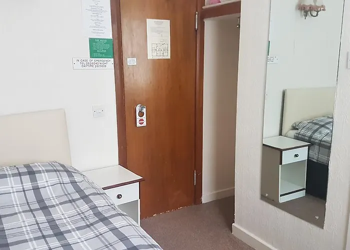 The Avenue Otel Leeds (West Yorkshire)