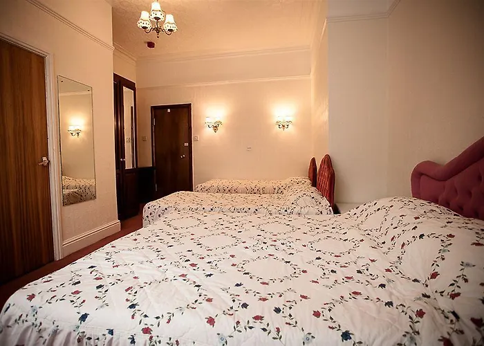 The Avenue 3* Leeds (West Yorkshire)