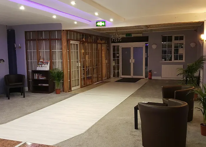 The Avenue Leeds (West Yorkshire)